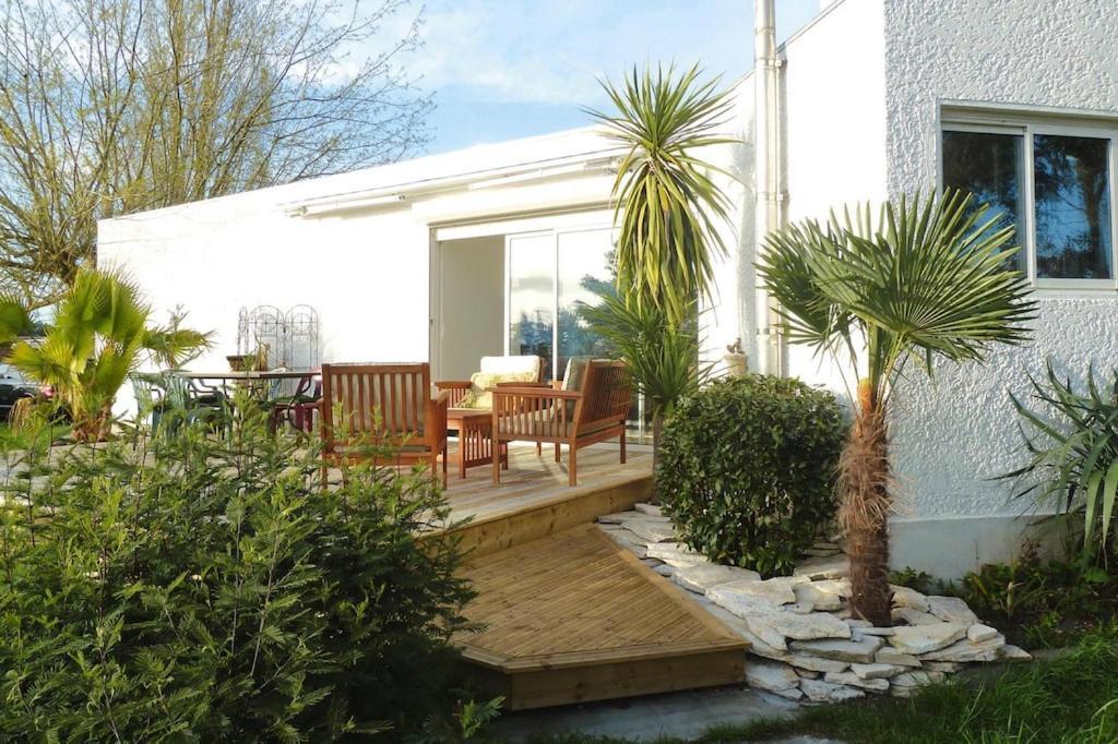 Holiday Home With Indoor Pool, Le Porge Luaran gambar
