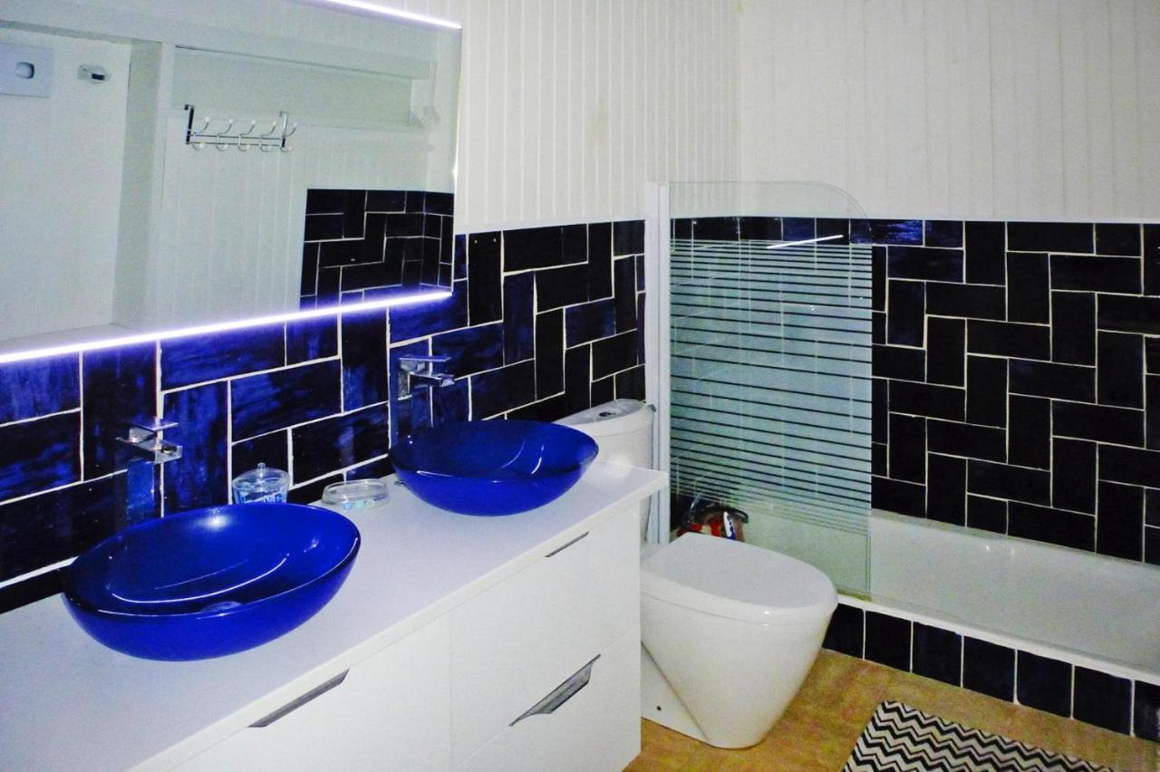 Holiday Home With Indoor Pool, Le Porge Luaran gambar