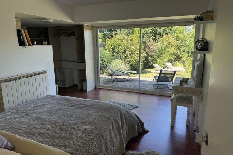Holiday Home With Indoor Pool, Le Porge Luaran gambar