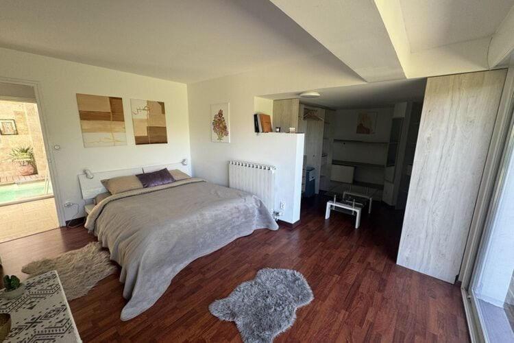 Holiday Home With Indoor Pool, Le Porge Luaran gambar
